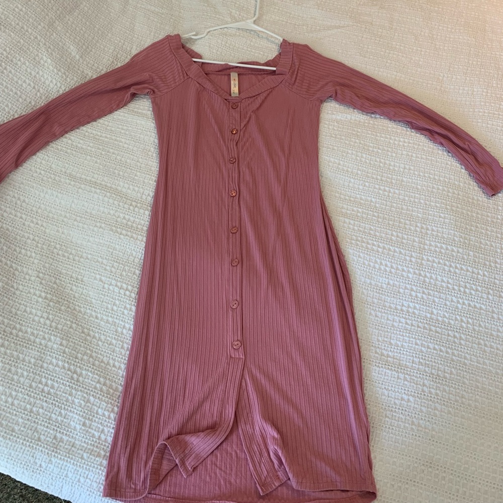 Mauve Ribbed Dress - Picture 3 of 3